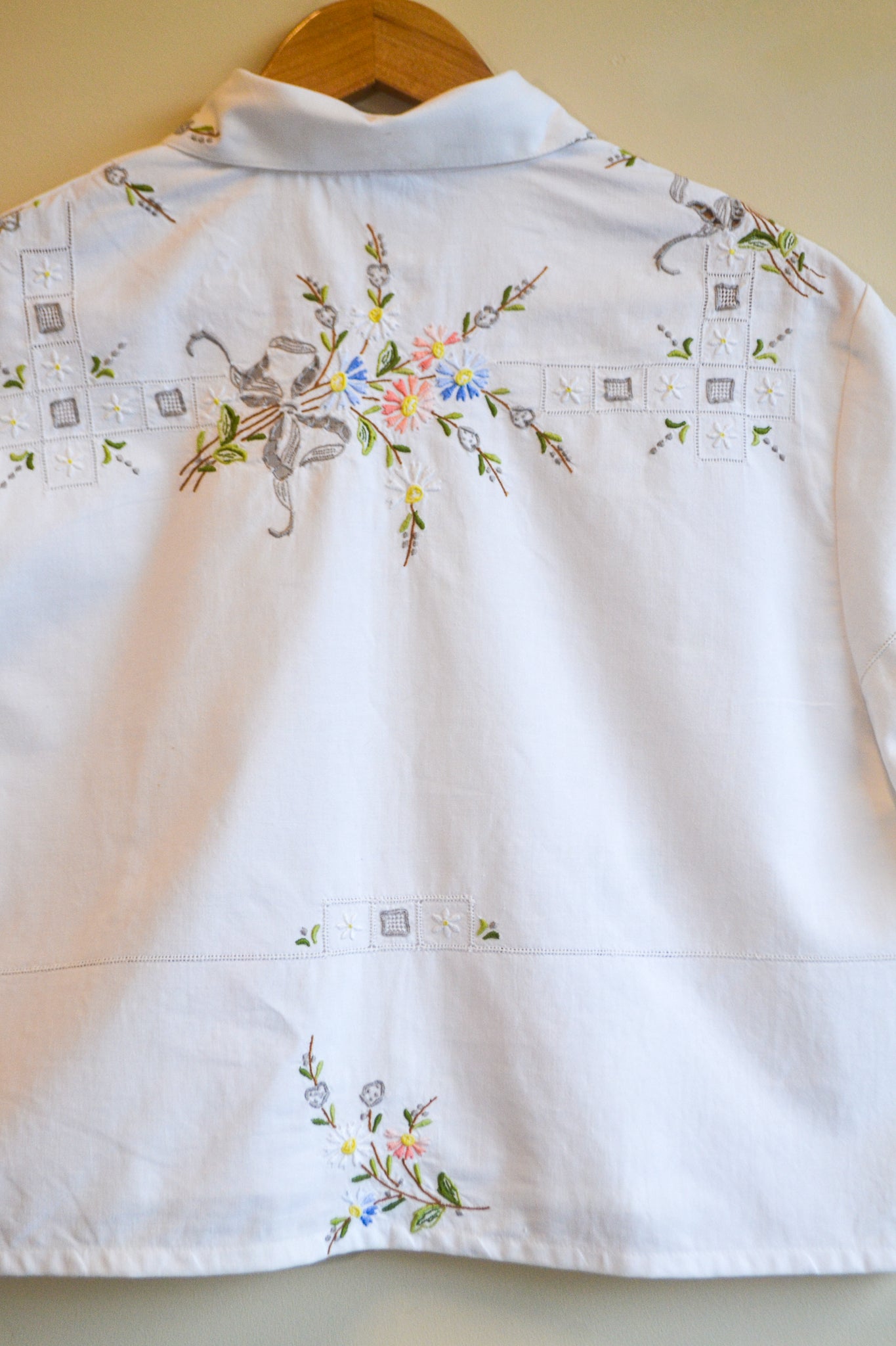 Button Up Shirt | Annie | Large