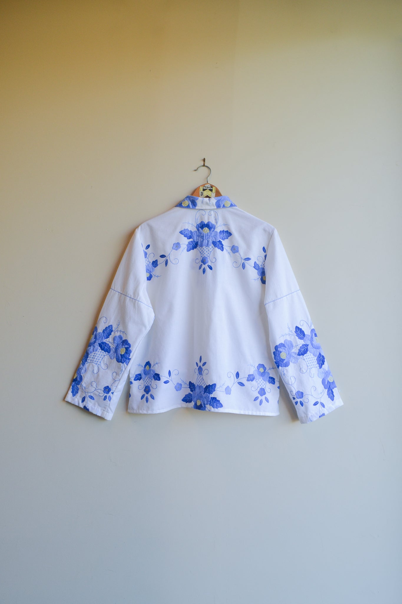 Button Up Shirt | Blue Applique | Large