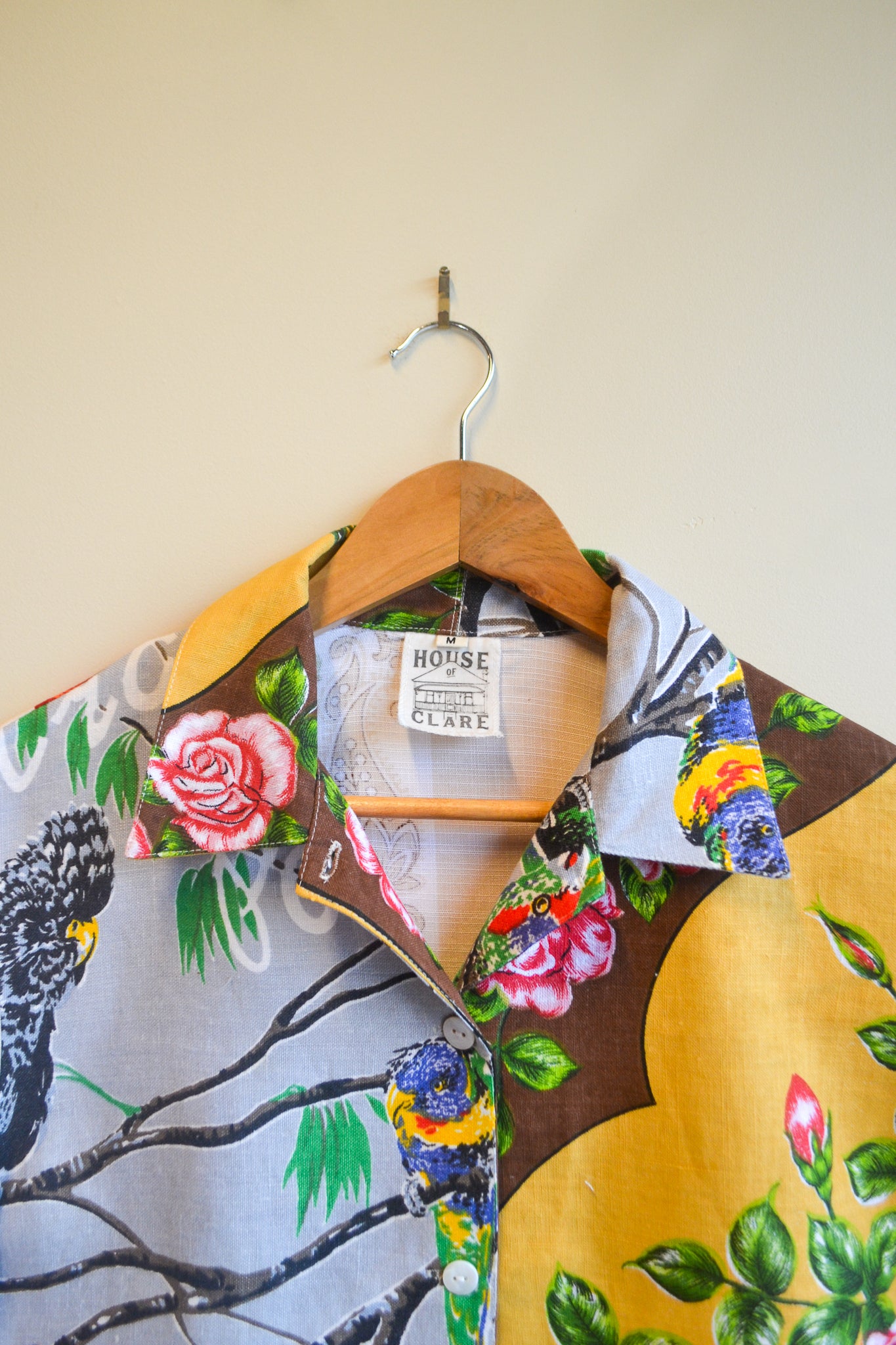 Button Up Shirt | Cheery | Medium