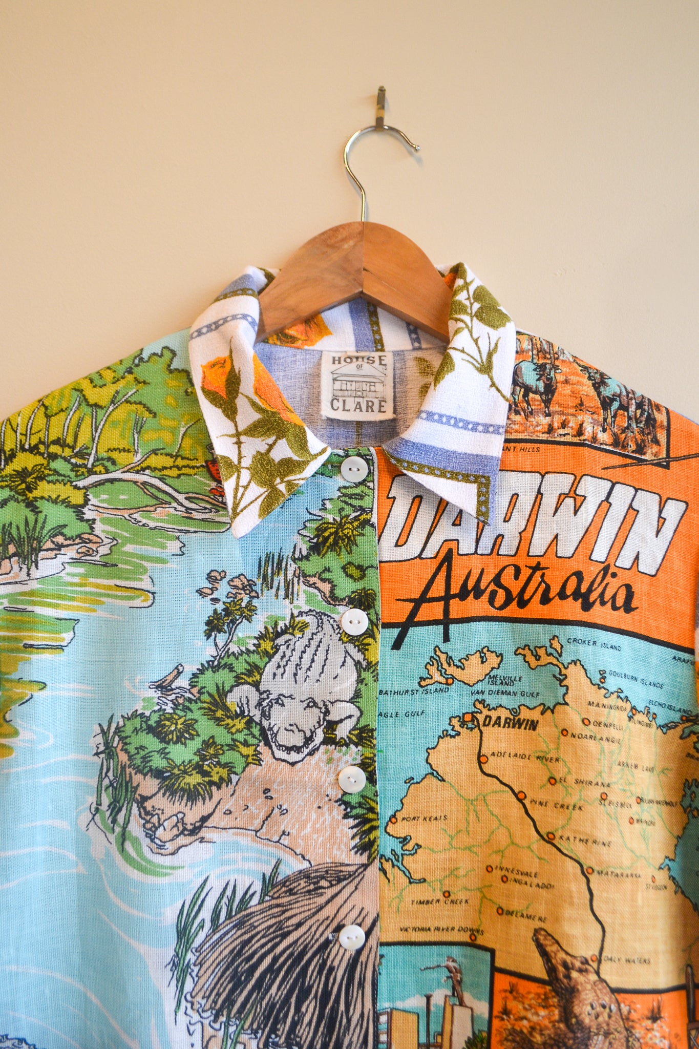 Button Up Shirt | Croc | Large