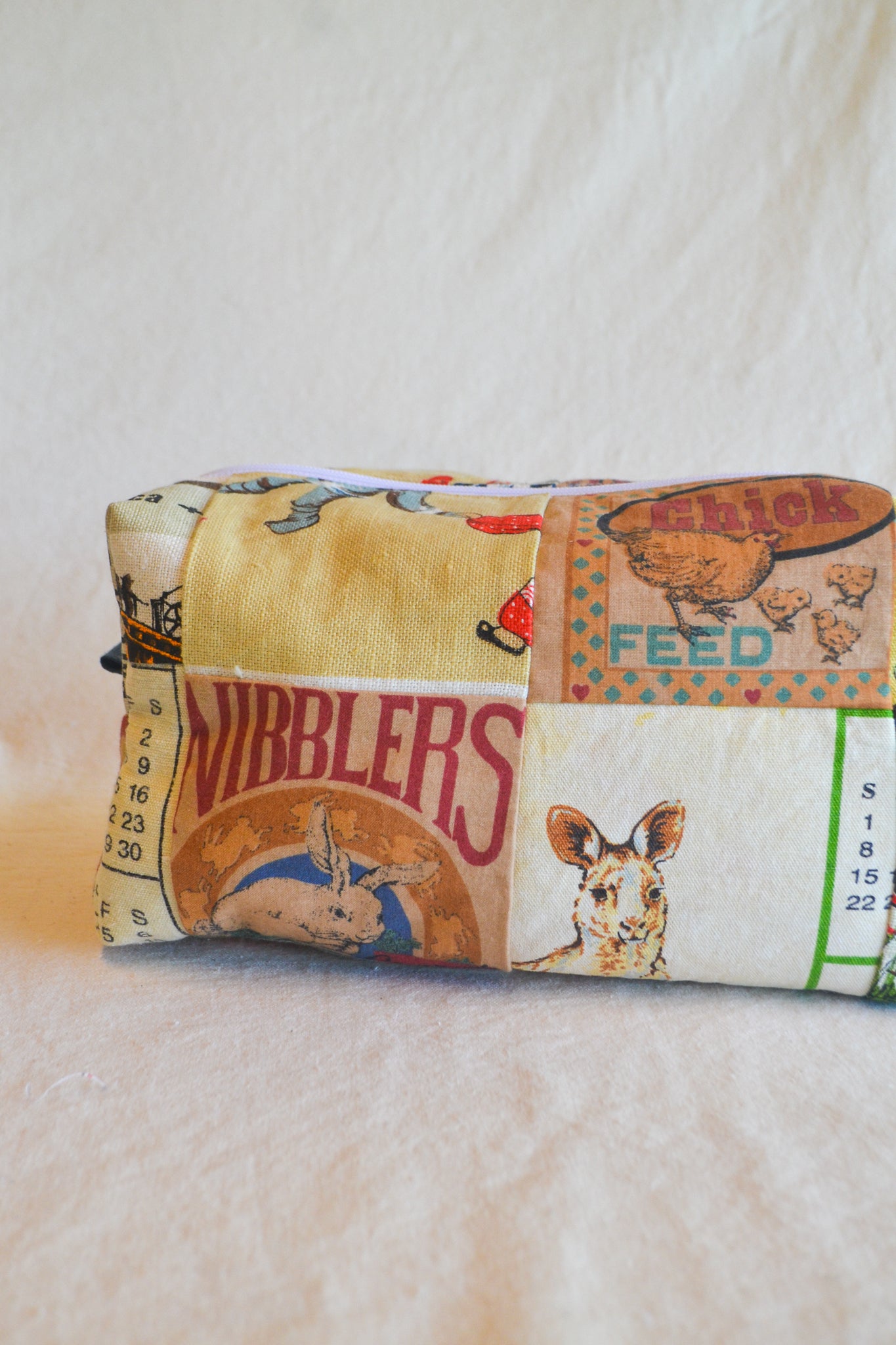 Travel Pouch | Large | Heartland