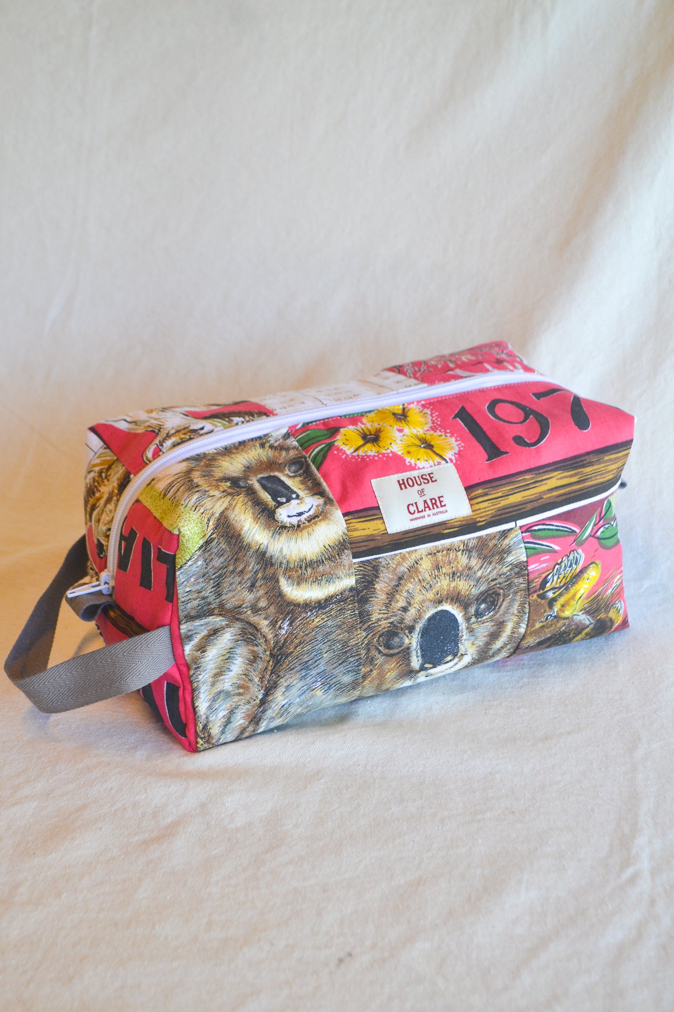 Travel Pouch | Large | Koala