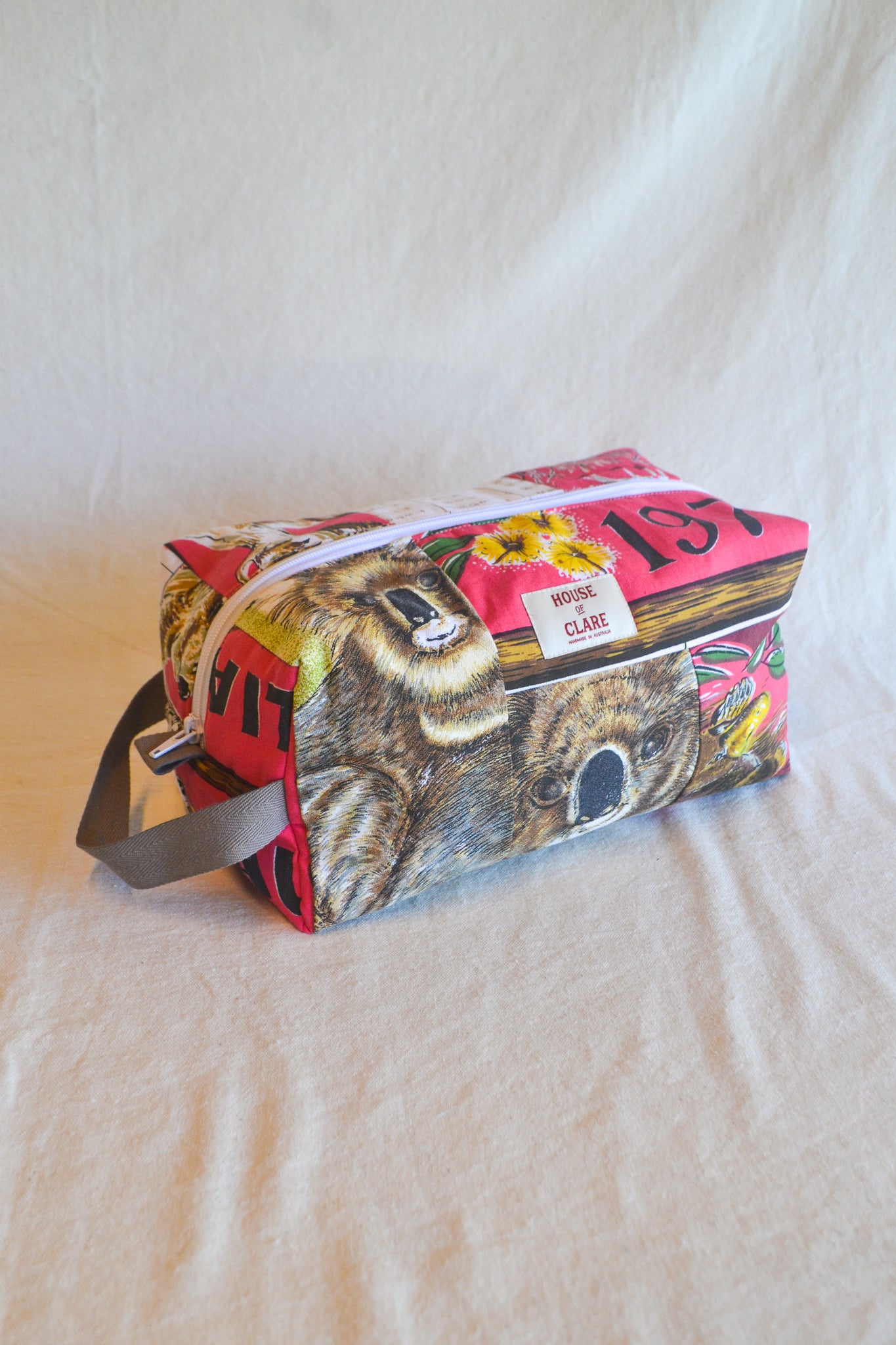 Travel Pouch | Large | Koala