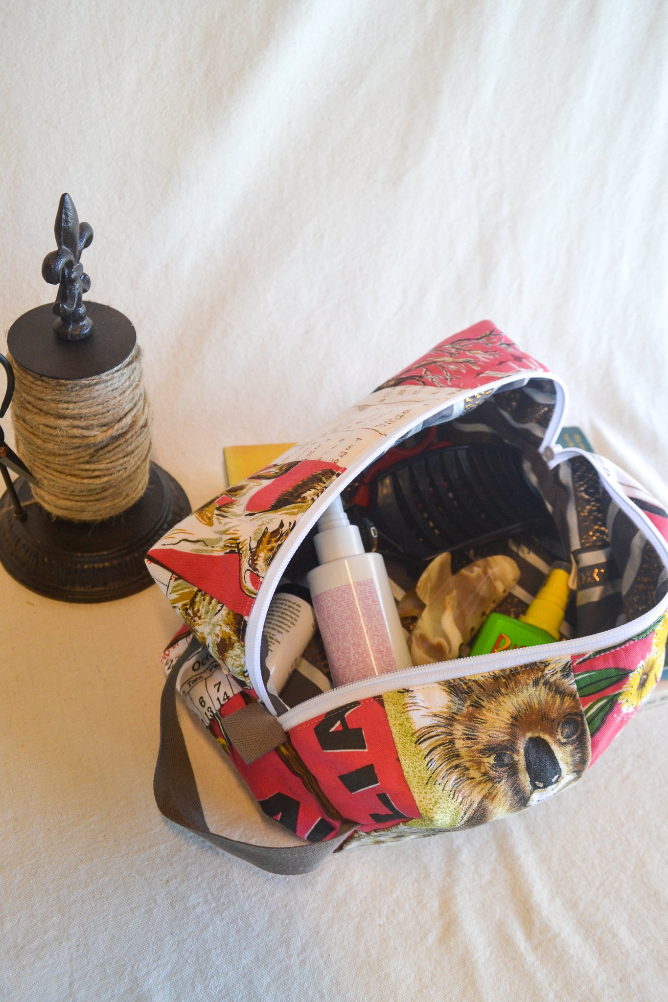 Travel Pouch | Large | Koala