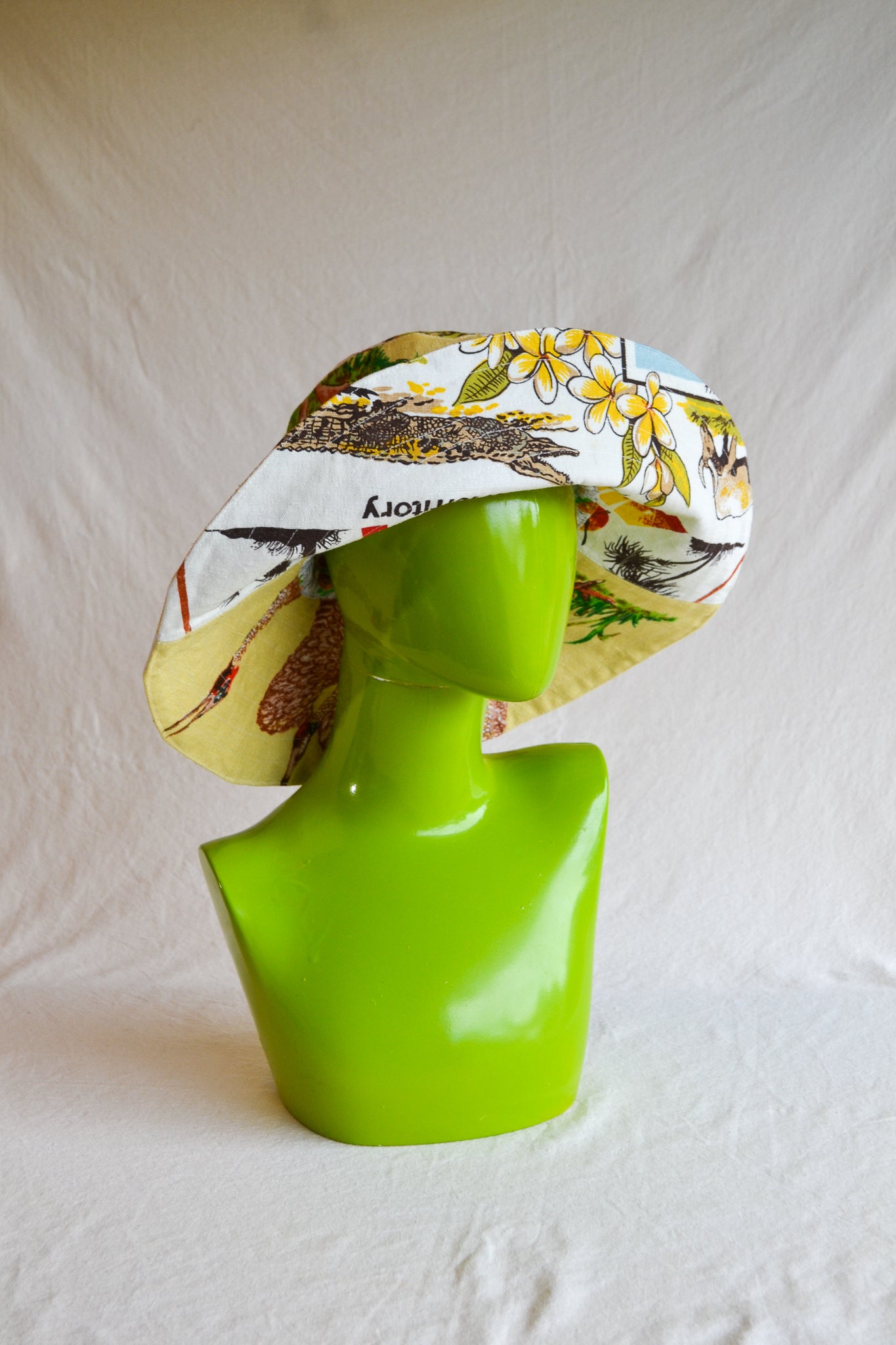 Wide Brim Hat | NT | XLarge