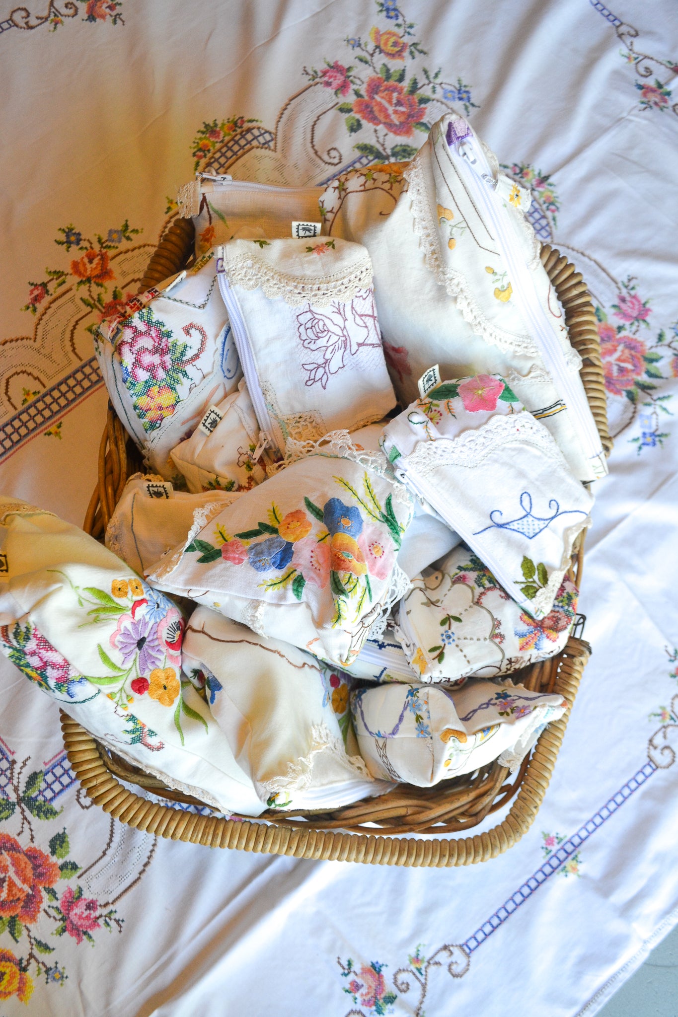Doily Purse Set | Resting