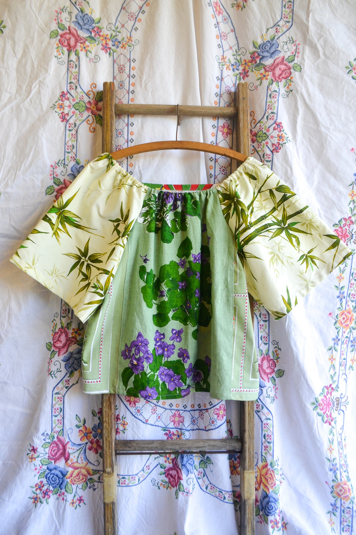 Mabel Blouse | Bird House | L- XXL