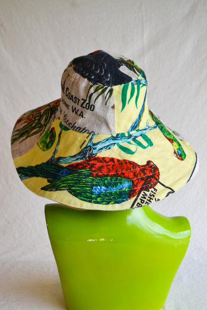 Wide Brim Hat | Birds | Medium