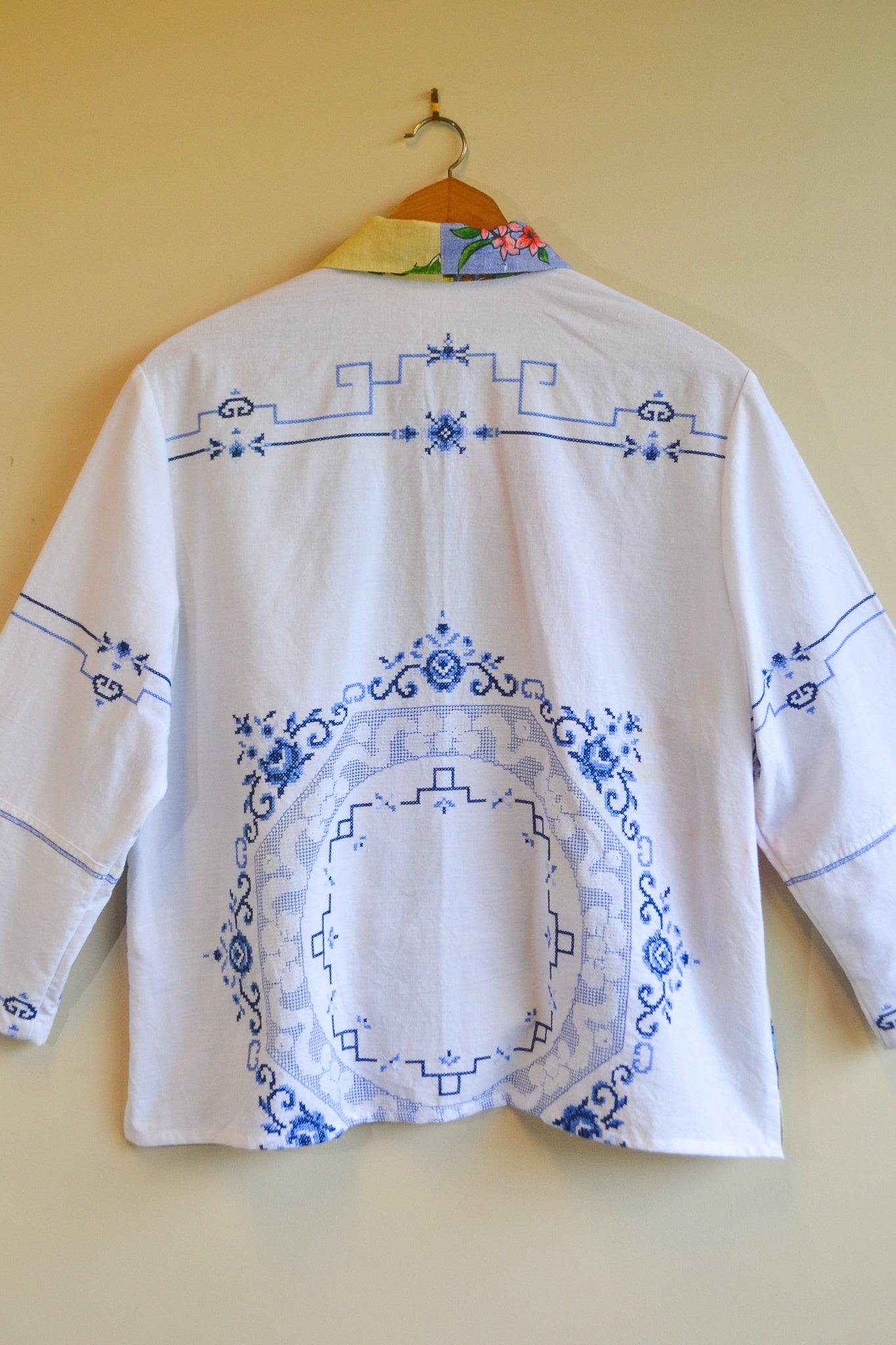 Button Up Shirt | Butterfly | Large