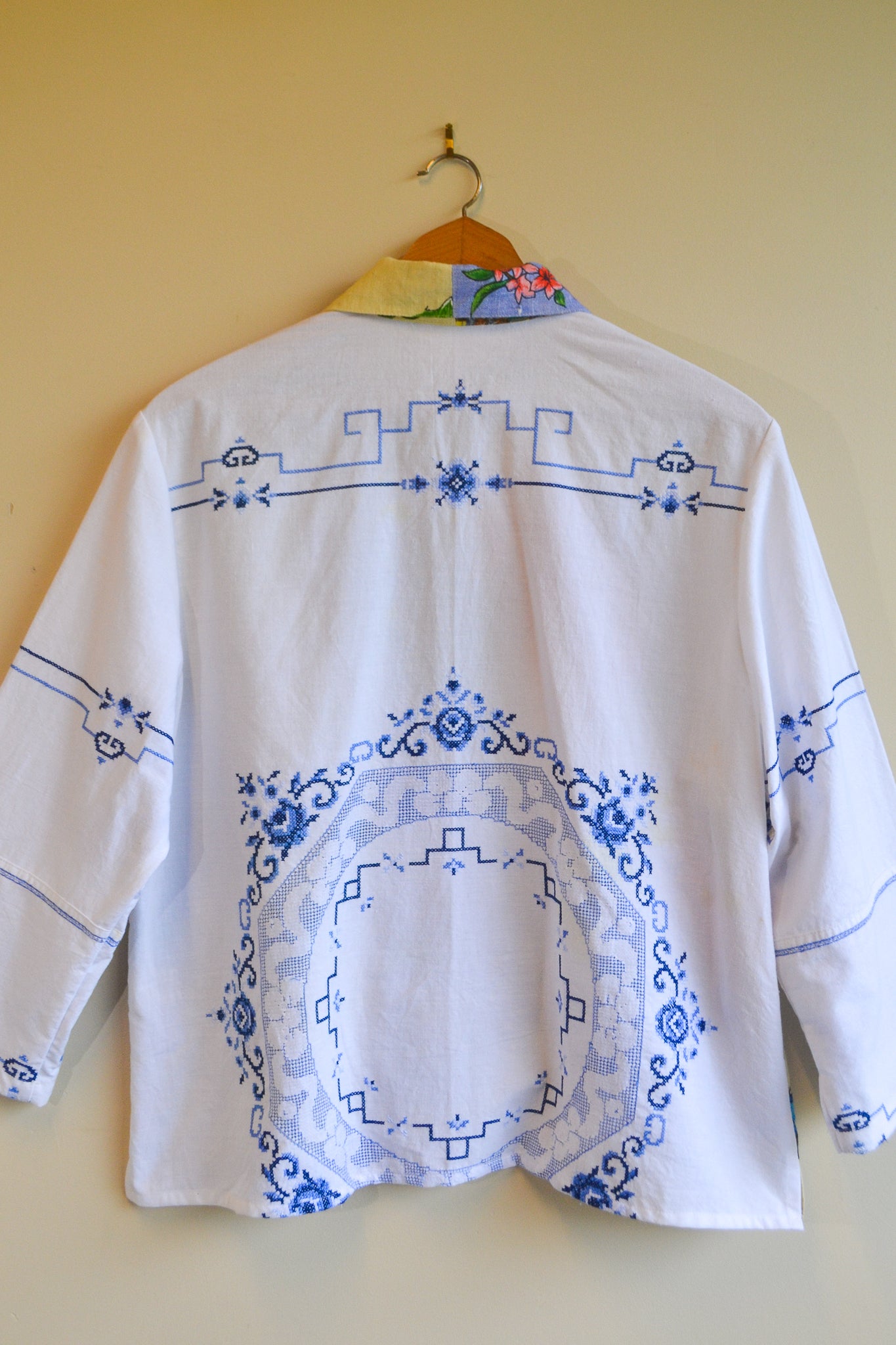 Button Up Shirt | Butterfly | Large