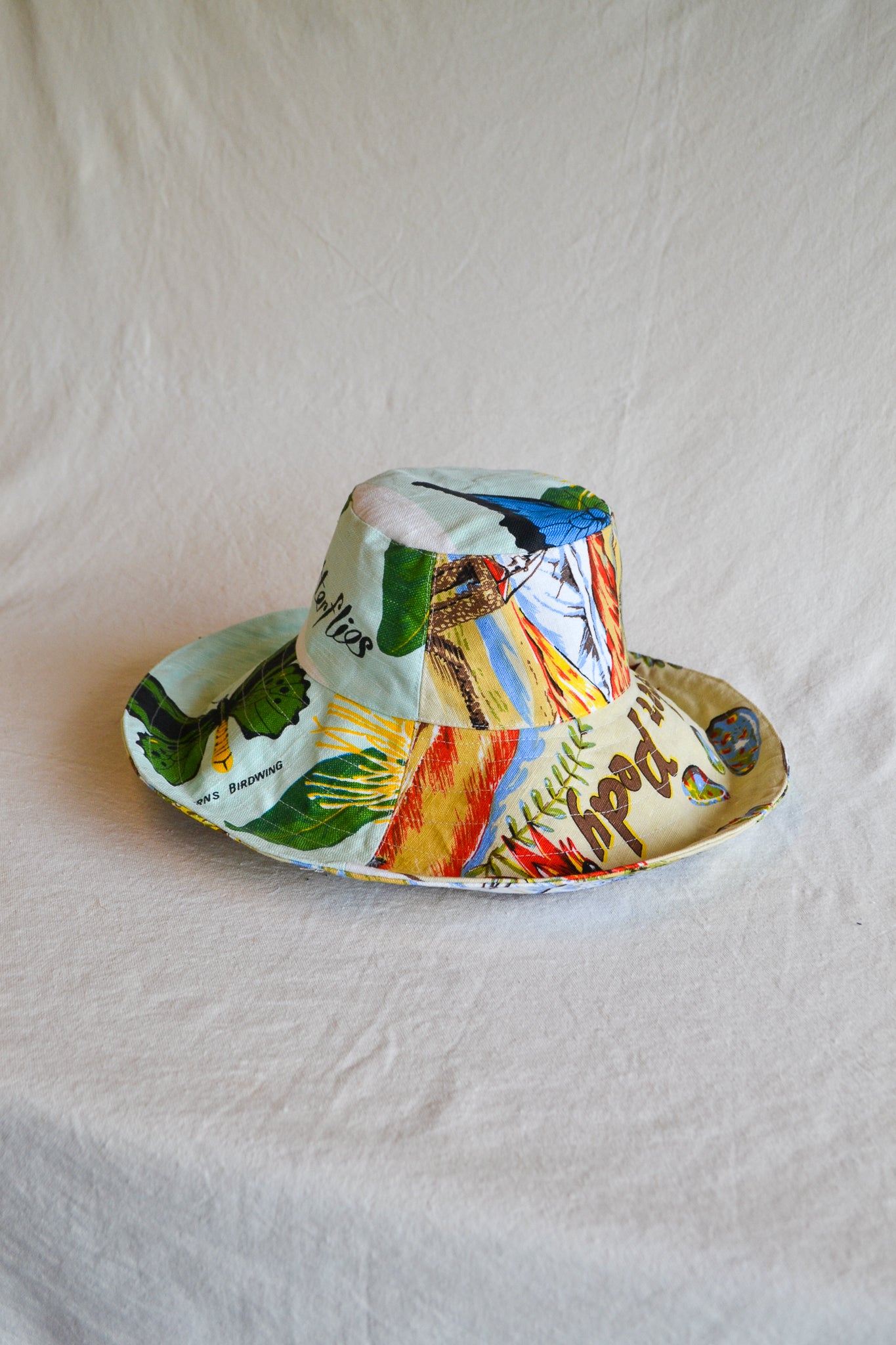 Wide Brim Hat | Butterfly's | Large