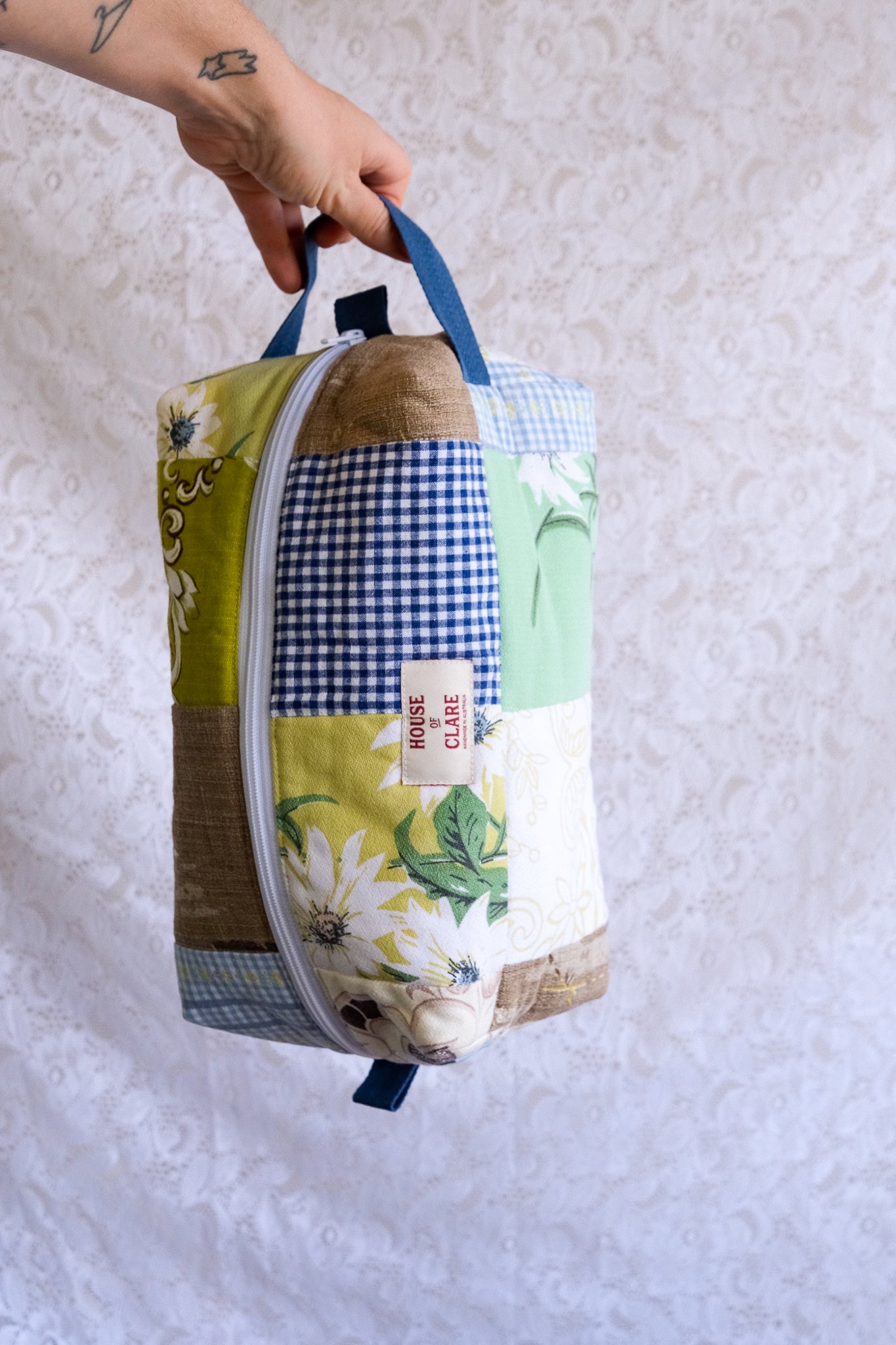 Travel Pouch | Large | Checked