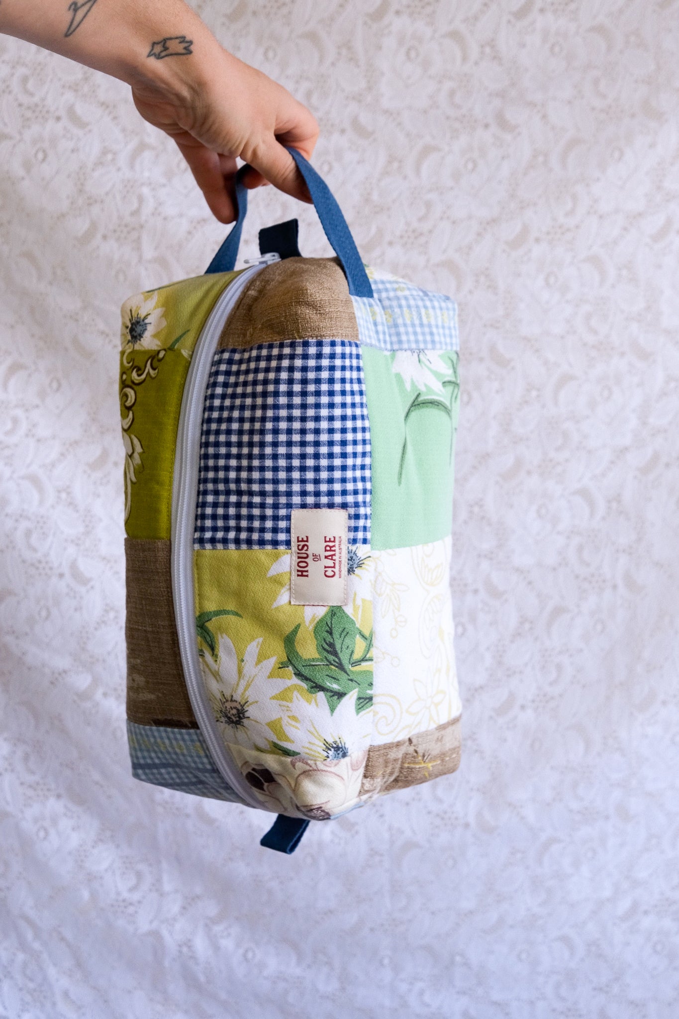 Travel Pouch | Large | Checked