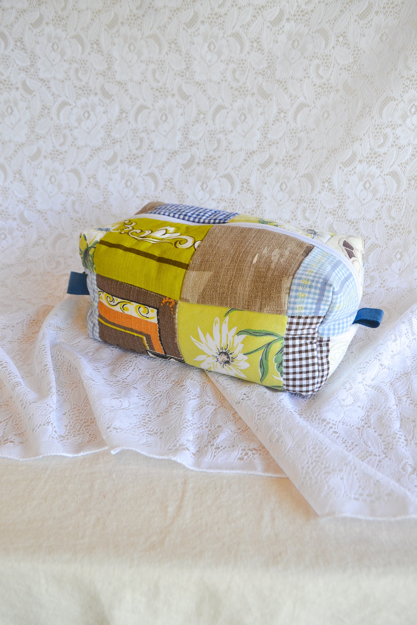 Travel Pouch | Large | Checked