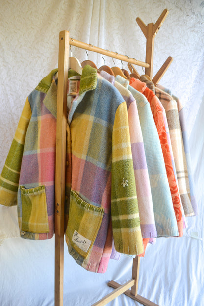 Coat | Invicta | Wool | Large