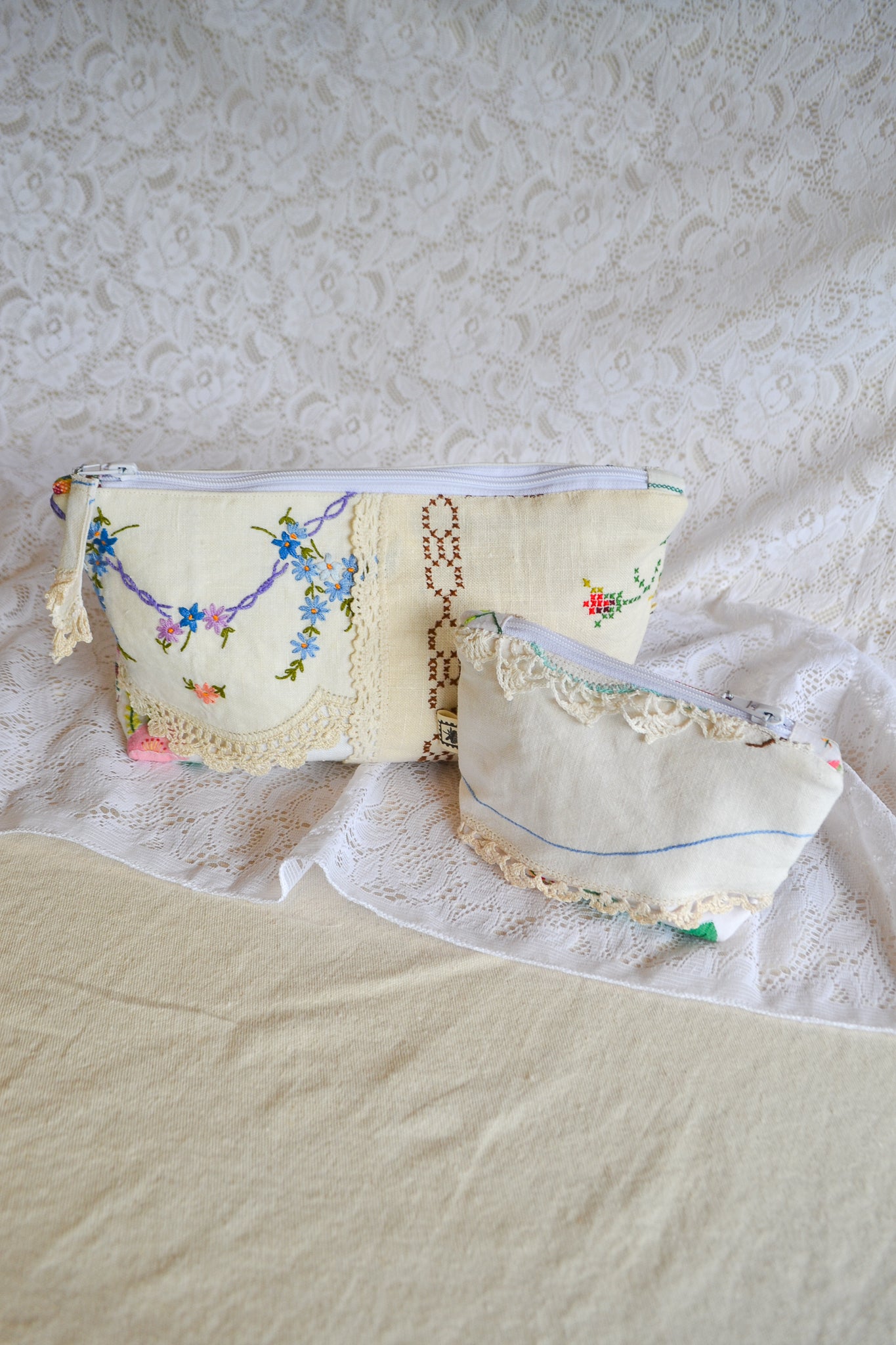 Doily Purse Set | Dove