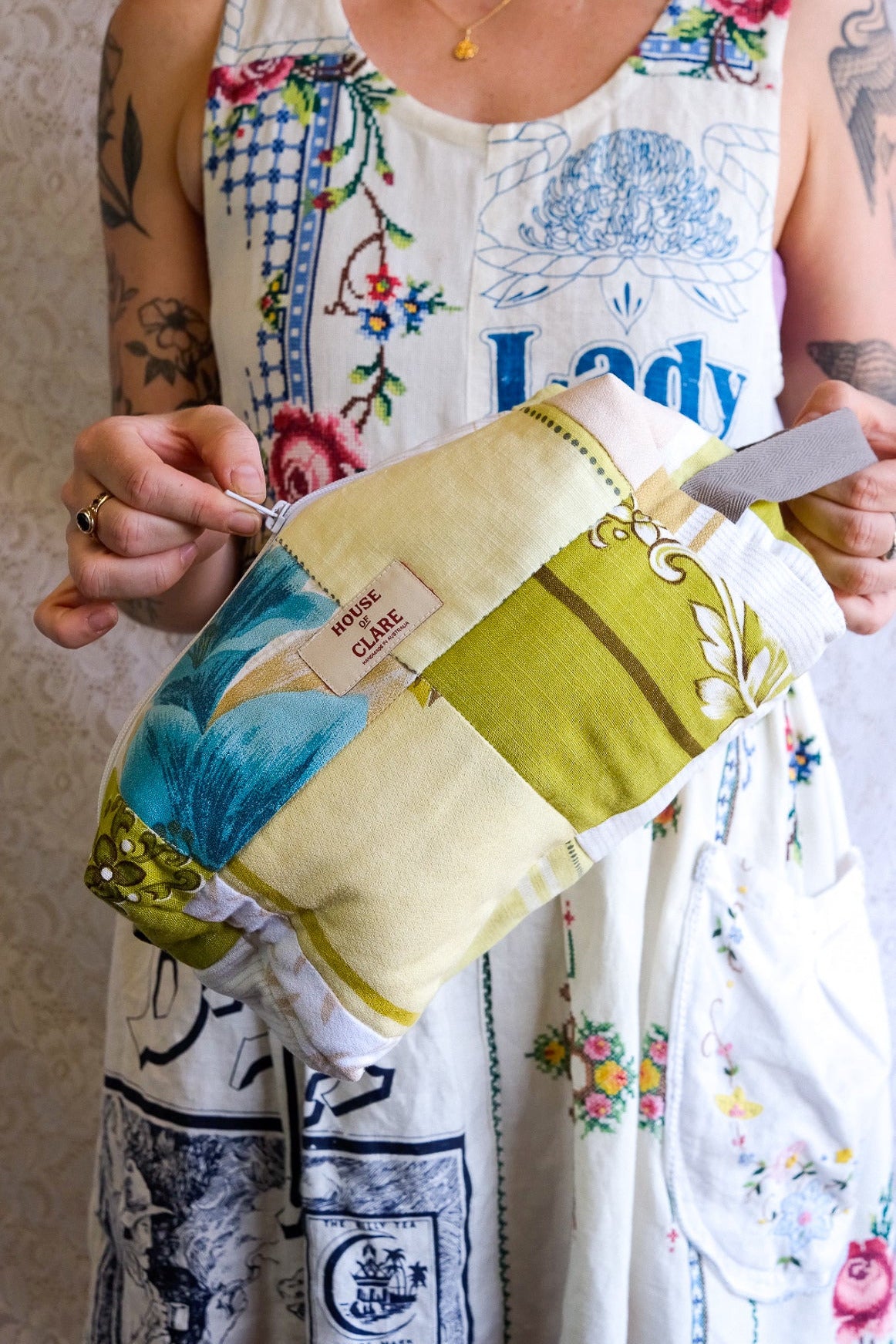 Travel Pouch | Large | Earthy