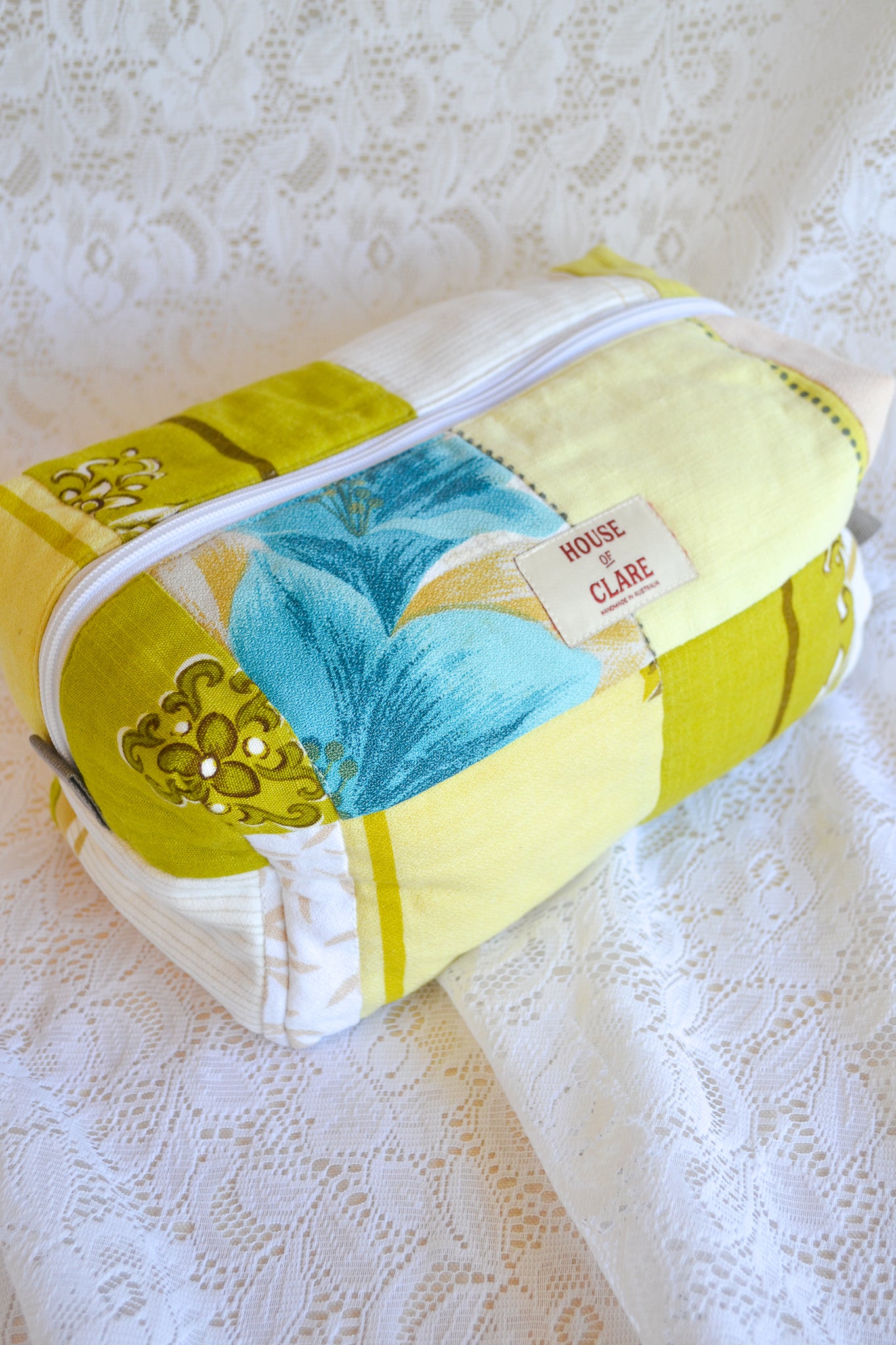 Travel Pouch | Large | Earthy
