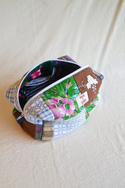 Travel Pouch | Large | Flowers Brown
