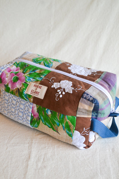 Travel Pouch | Large | Flowers Brown