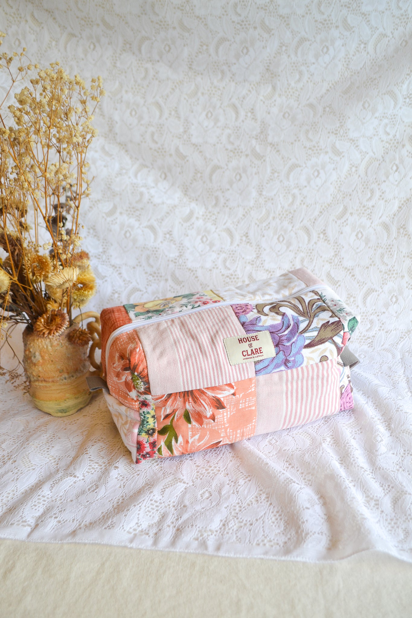 Travel Pouch | Large | Fuchsia