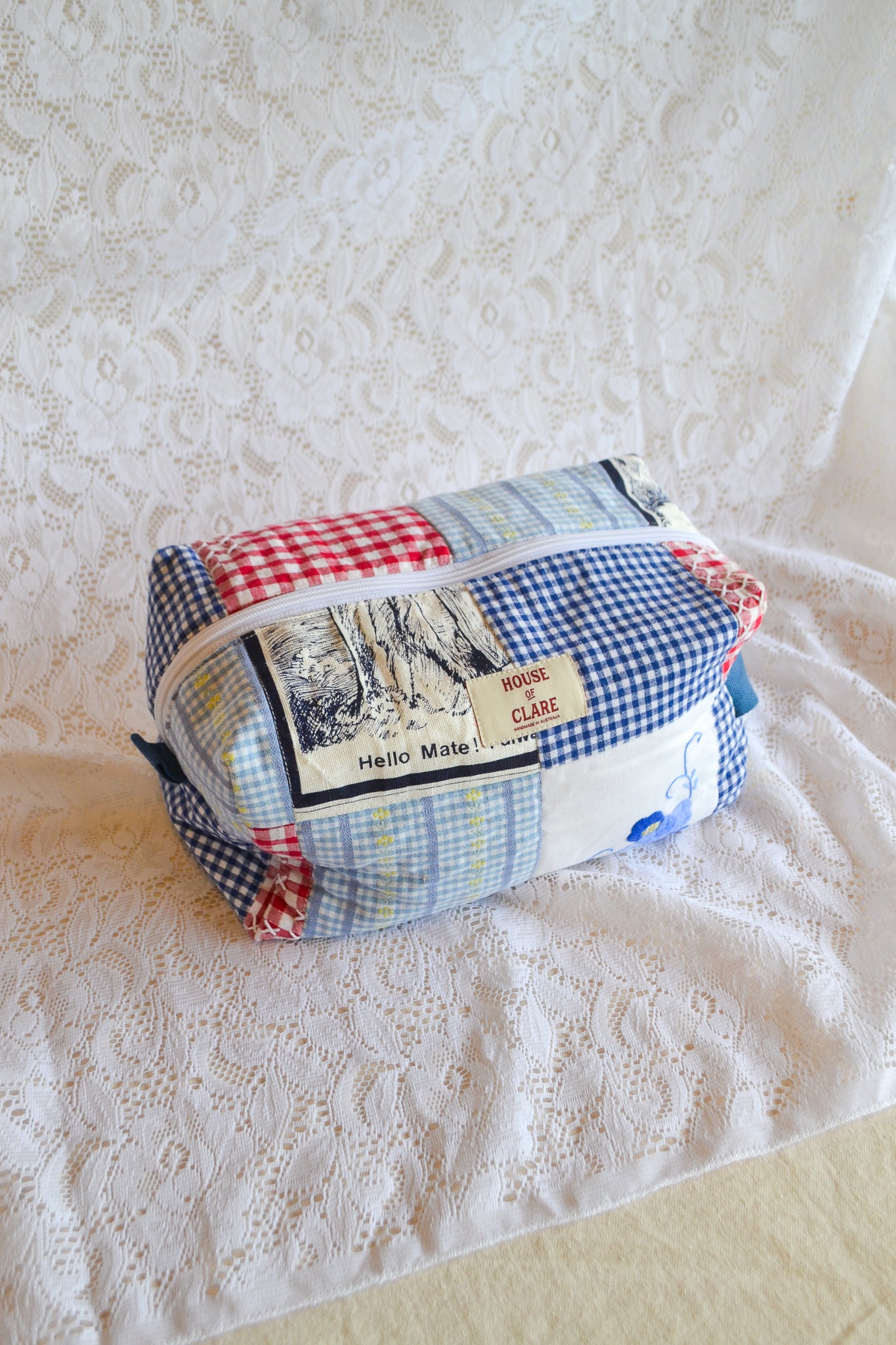 Travel Pouch | Large | Hello Mate
