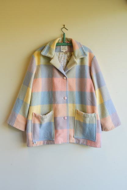 Coat | Ice-cream | Wool | Large