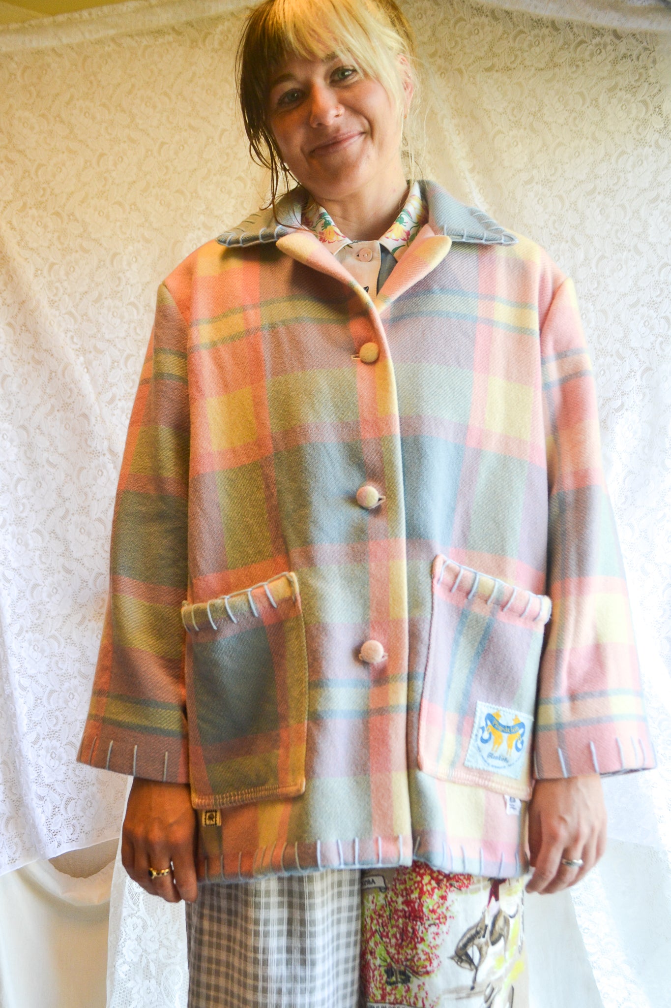 Coat | Ice-cream | Wool | Large