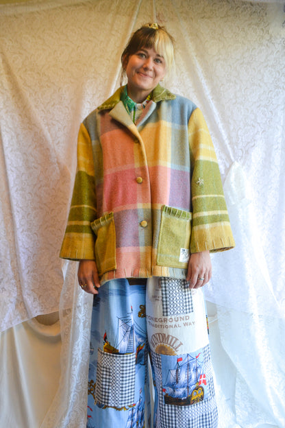 Coat | Invicta | Wool | Large