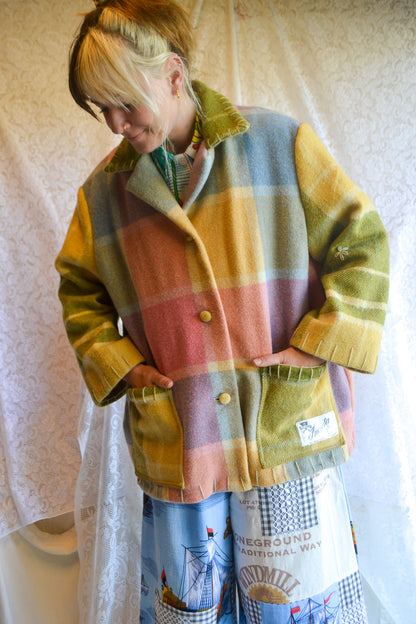Coat | Invicta | Wool | Large
