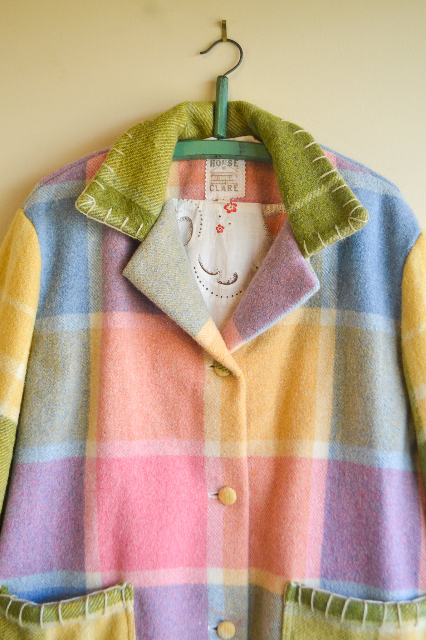 Coat | Invicta | Wool | Large