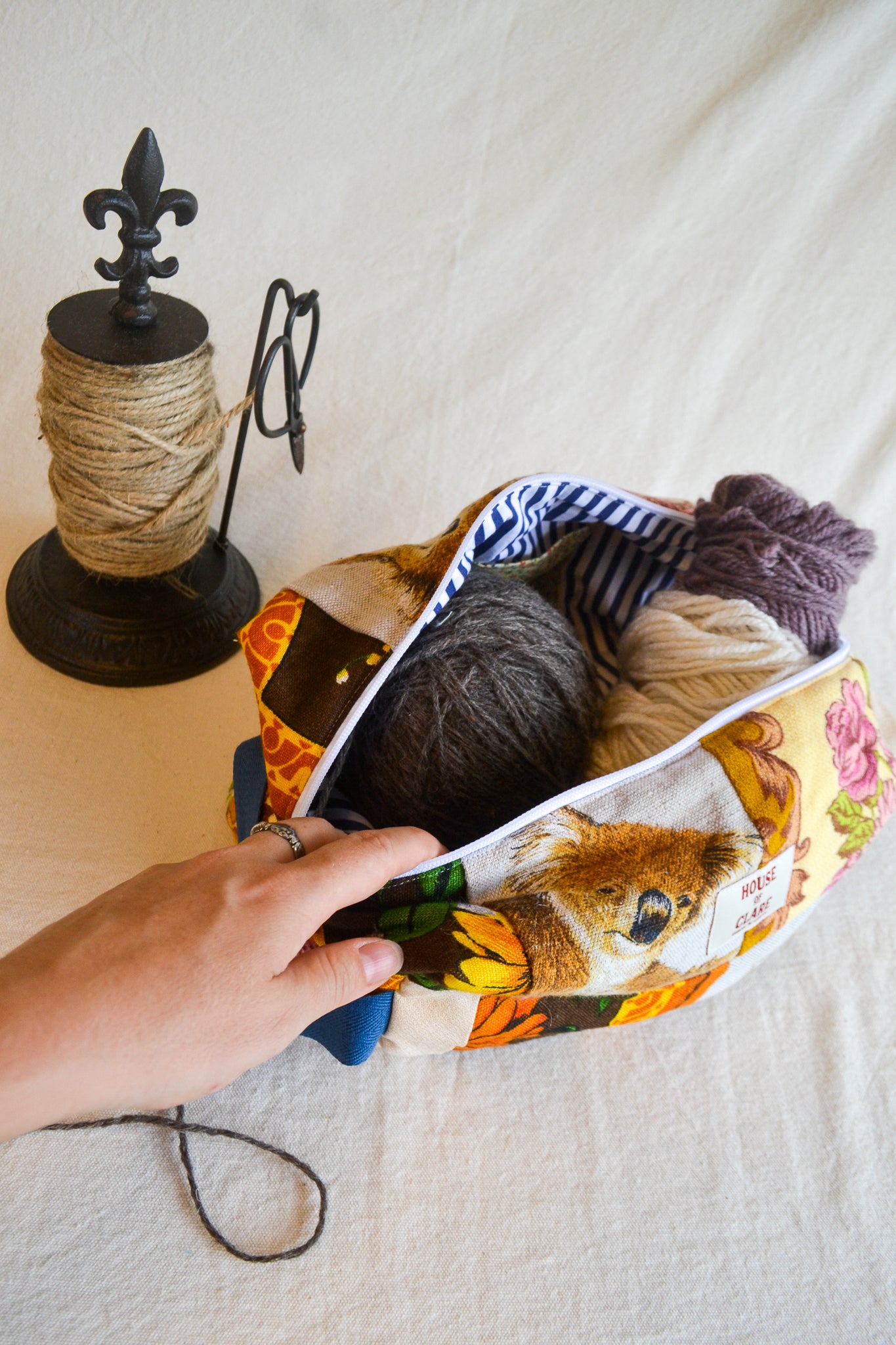 Travel Pouch | Large | Koala