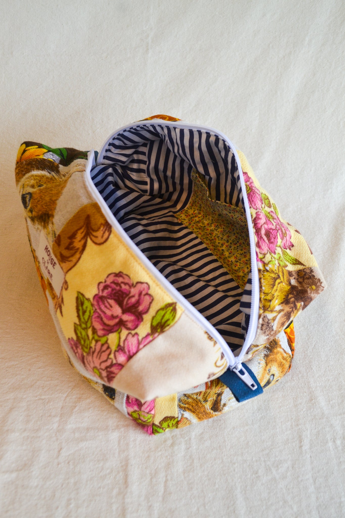 Travel Pouch | Large | Koala