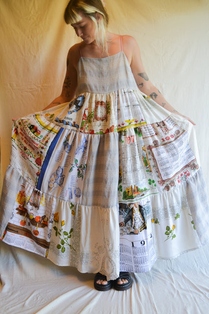 Dress Patchwork | Calendar | Medium