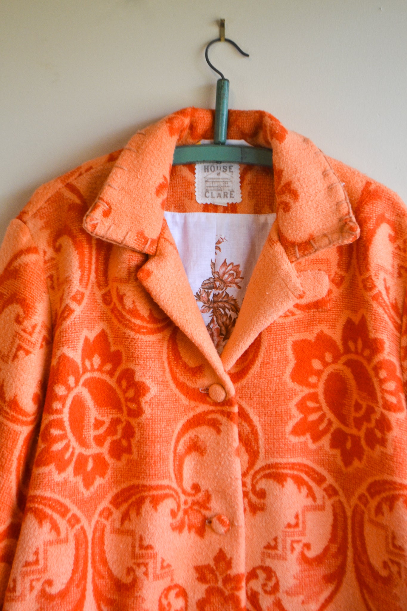 Coat | Swan Orange | Large