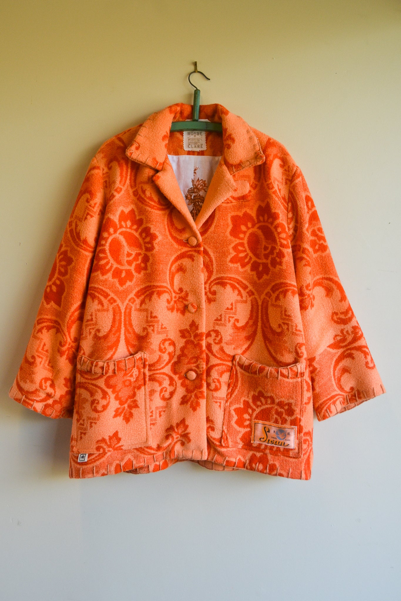 Coat | Swan Orange | Large