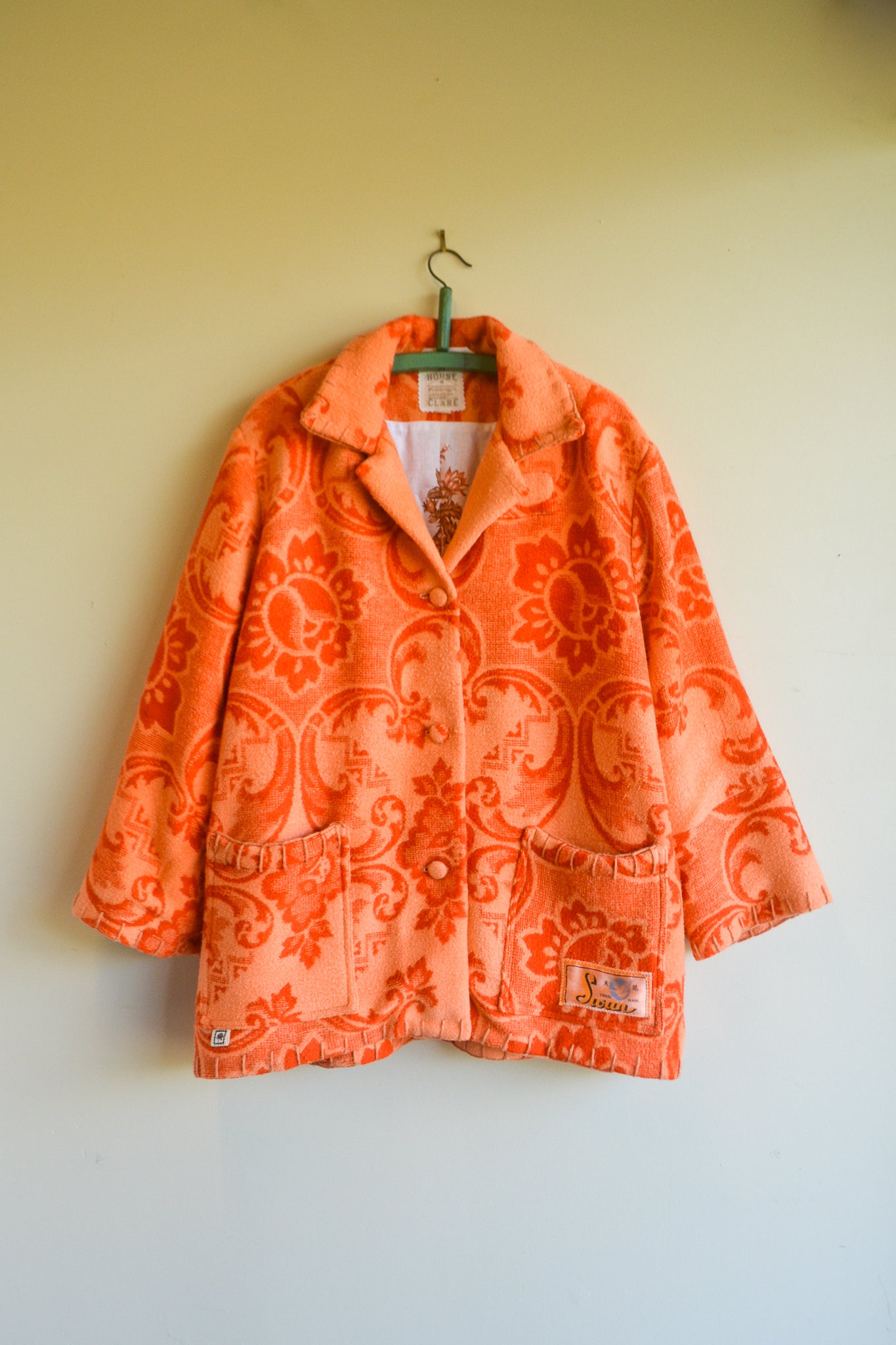 Coat | Swan Orange | Large