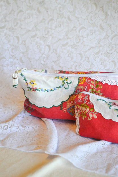 Doily Purse Set | Red Cross