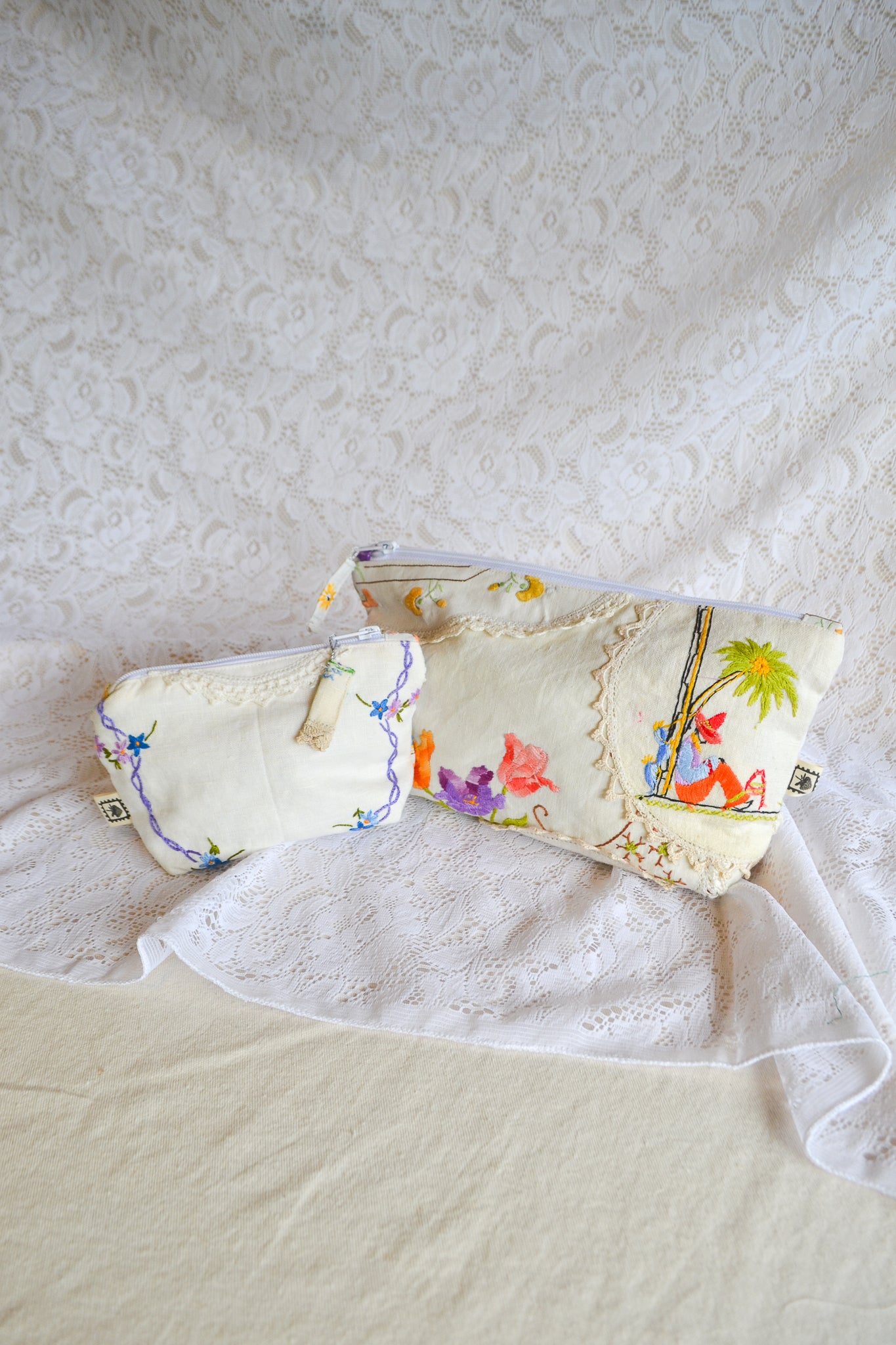 Doily Purse Set | Resting