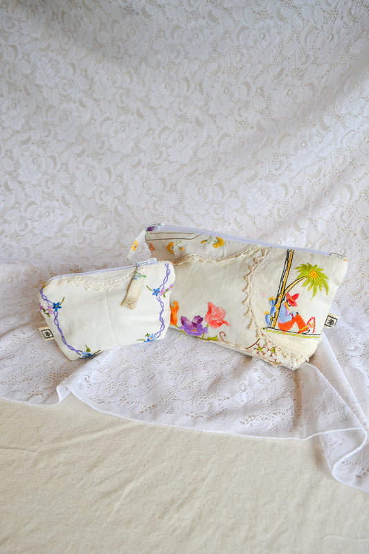 Doily Purse Set | Resting