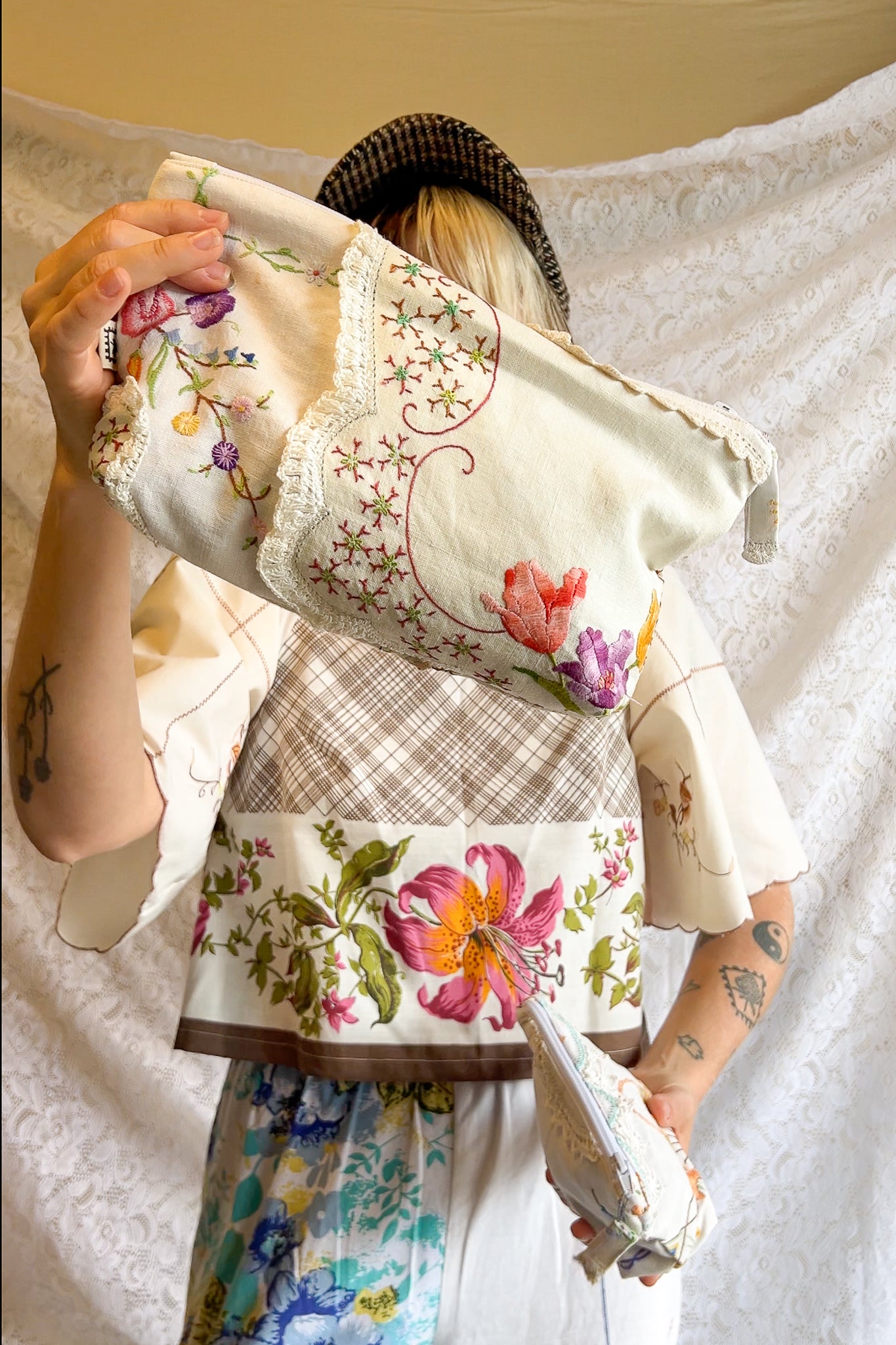 Doily Purse Set | Resting