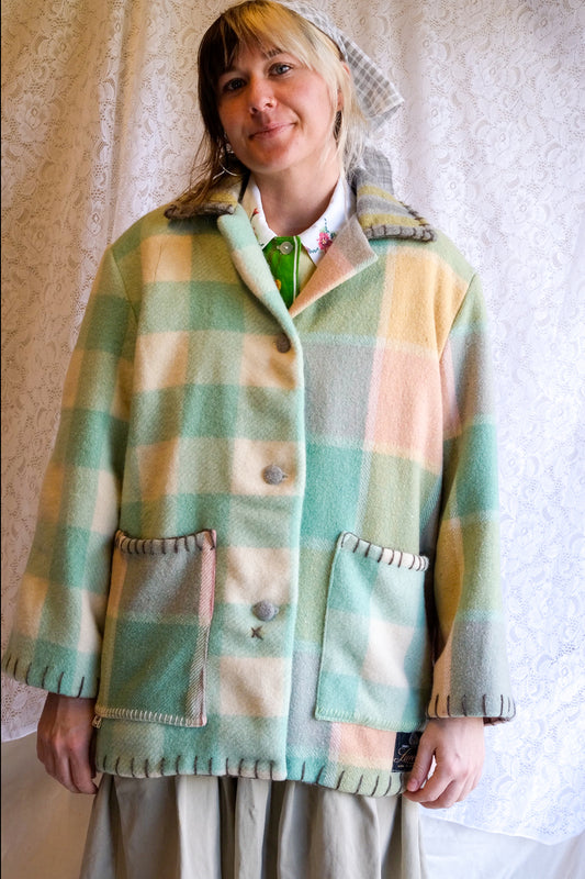 Coat | Sea Shell | Wool | Small- Medium