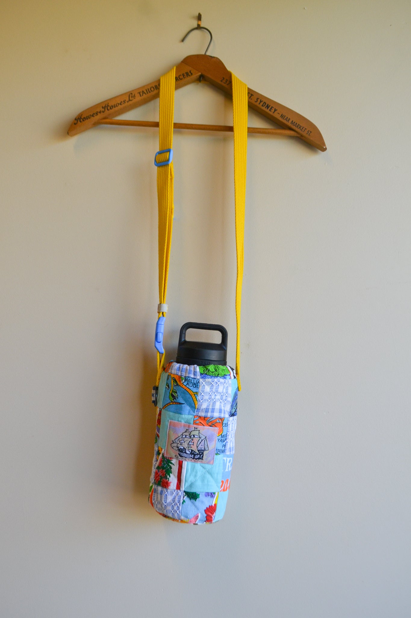 Water Bottle Carrier | 1.5L | Ship