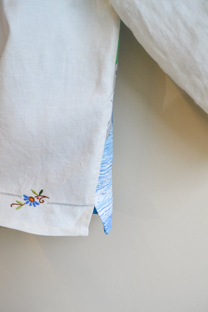 Button Up Shirt | Waratah Button | Medium