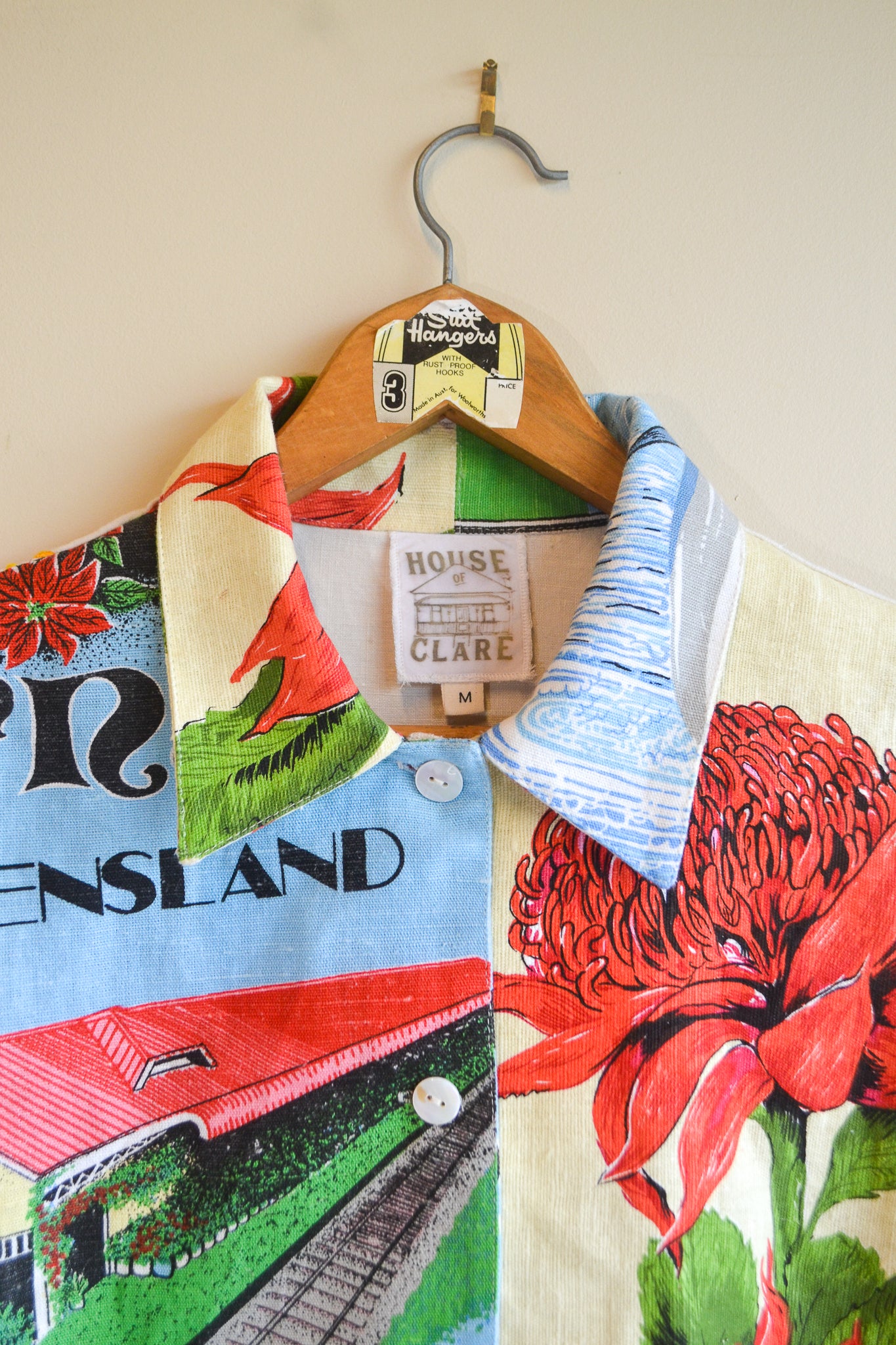 Button Up Shirt | Waratah Button | Medium