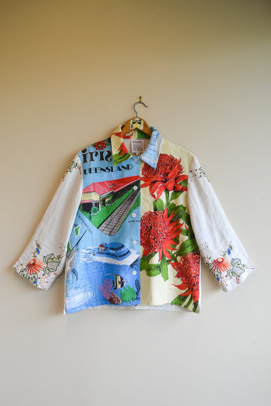 Button Up Shirt | Waratah Button | Medium