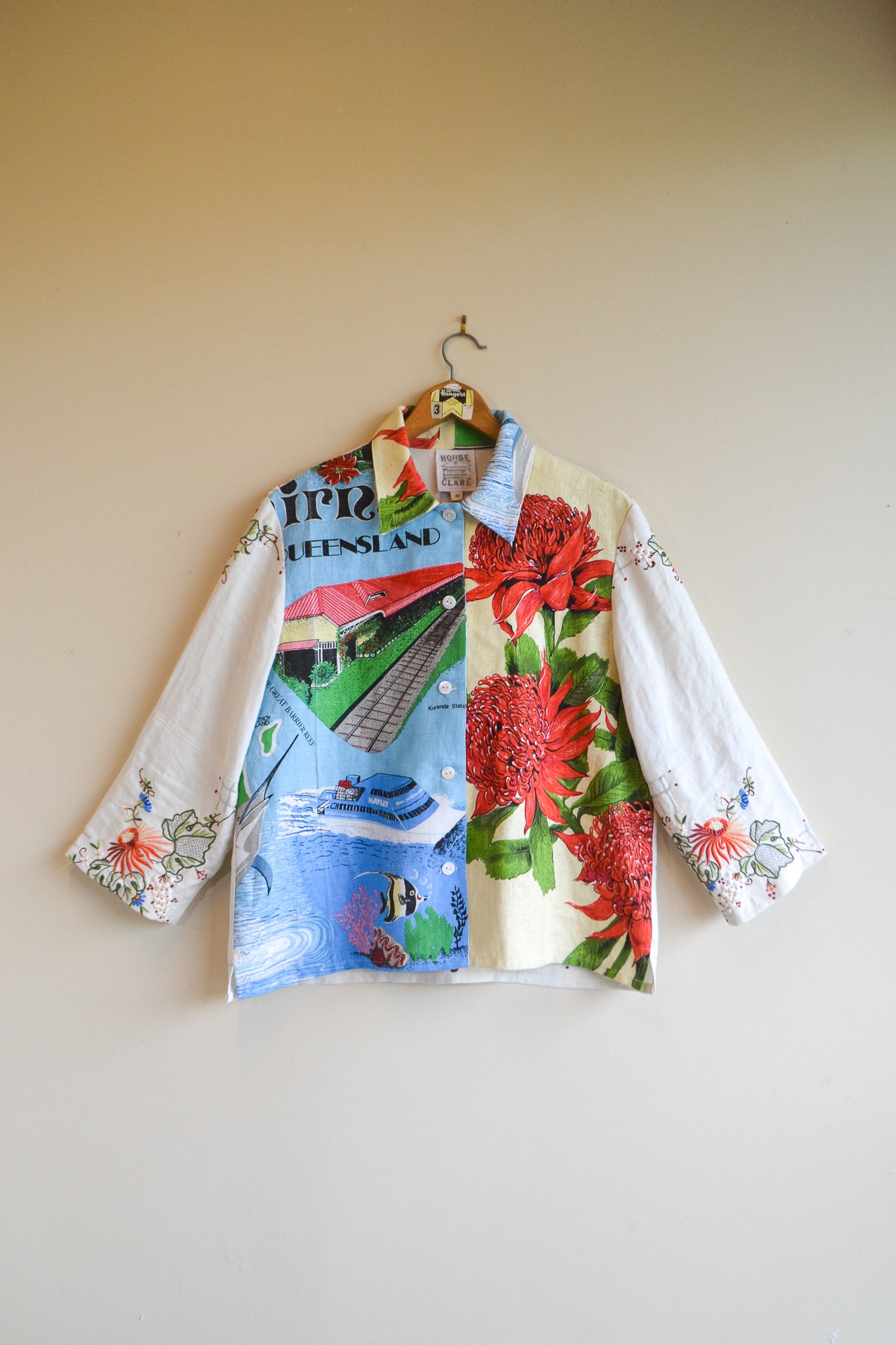 Button Up Shirt | Waratah Button | Medium