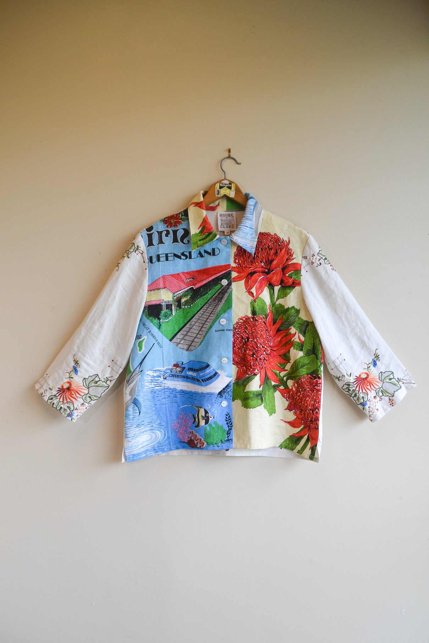 Button Up Shirt | Waratah Button | Medium