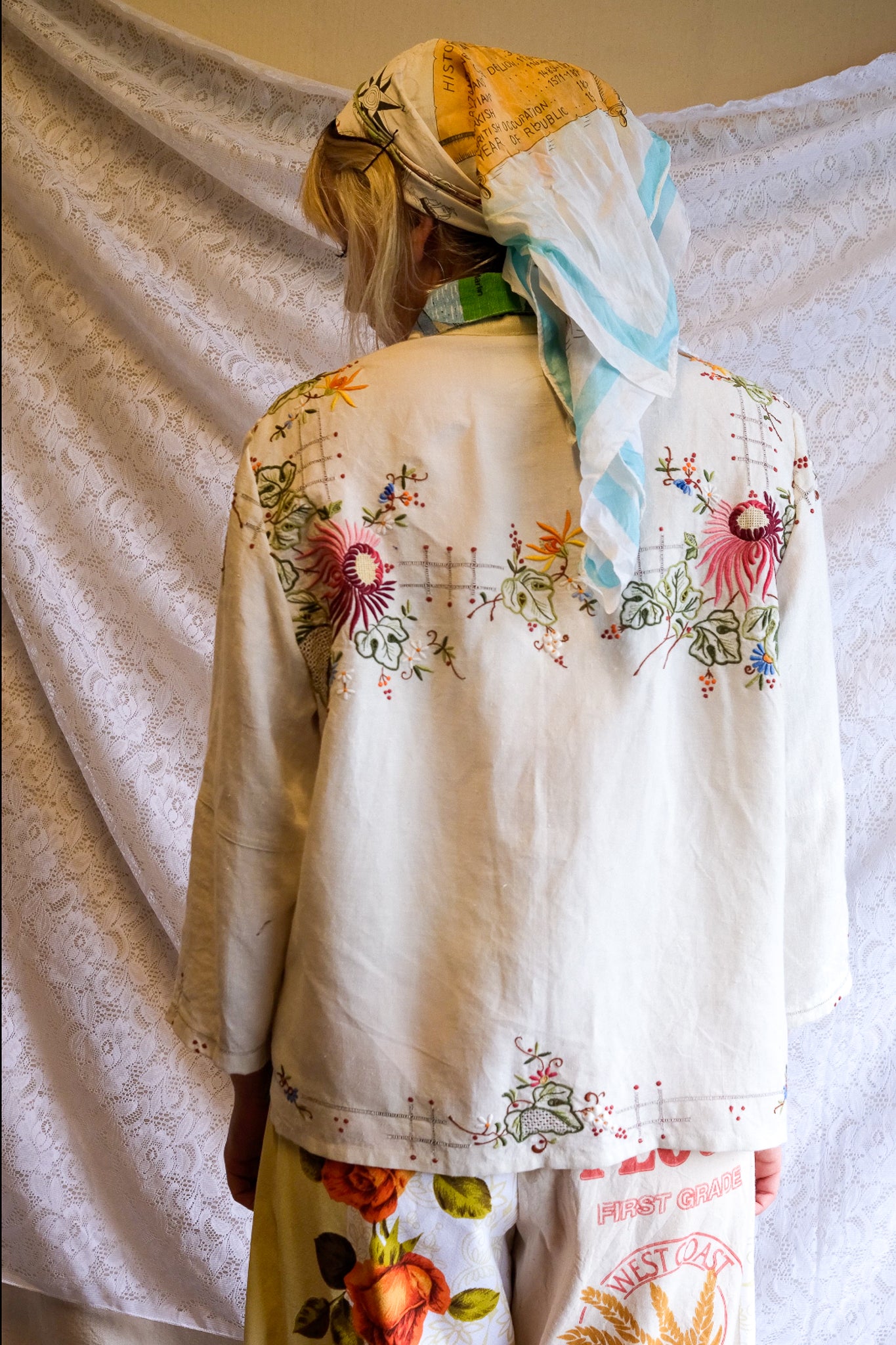 Button Up Shirt | Waratah Button | Medium