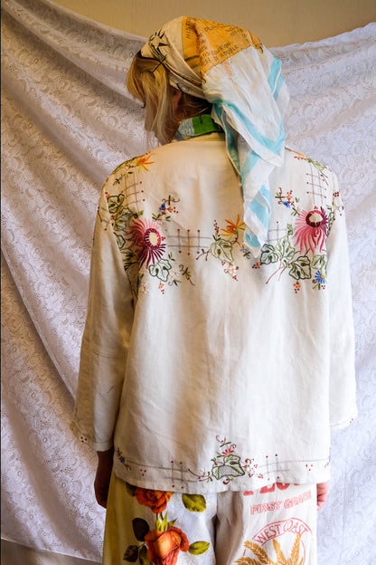 Button Up Shirt | Waratah Button | Medium